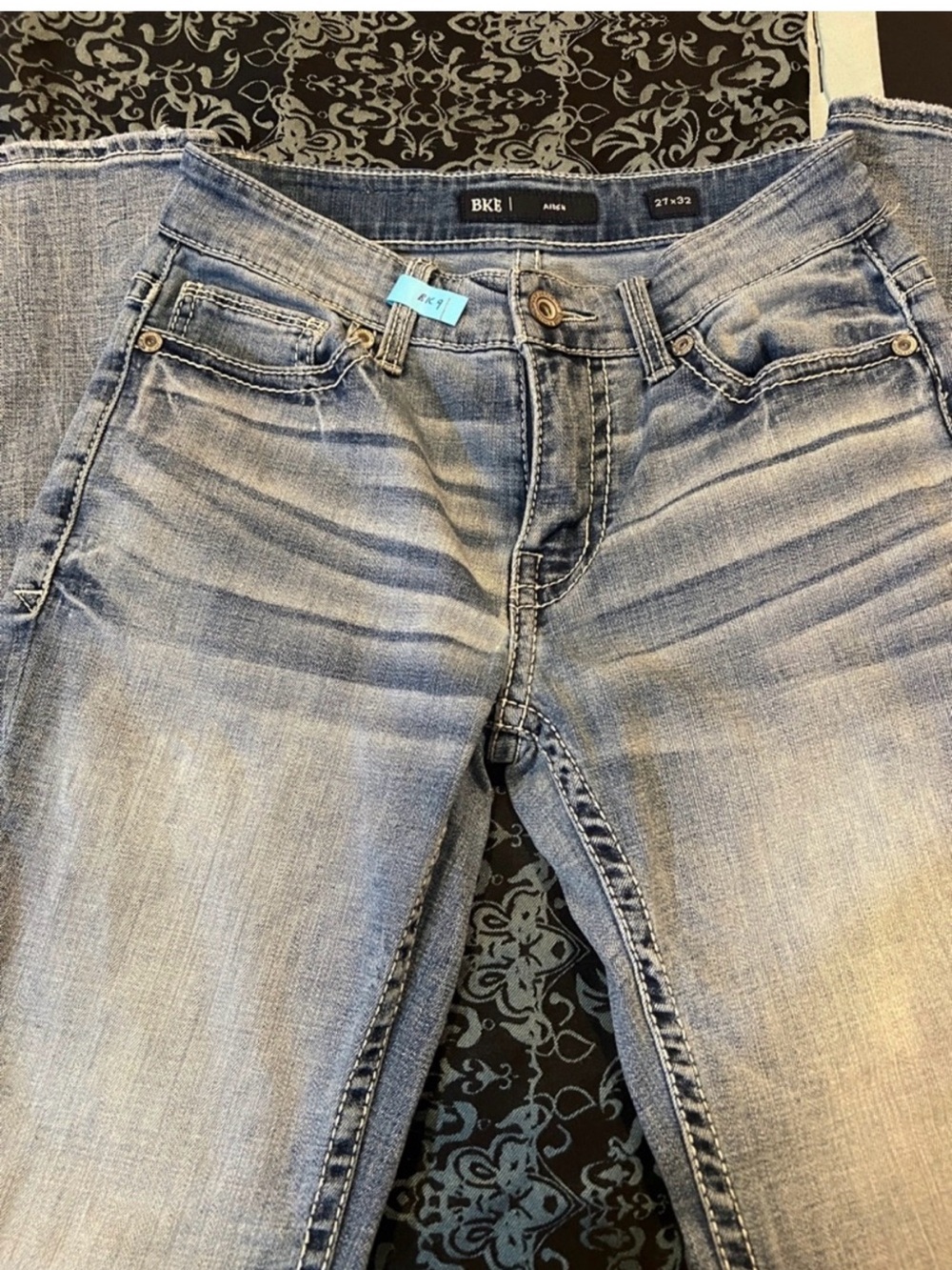 BKE AIDEN Women's Light Blue Skinny Jeans